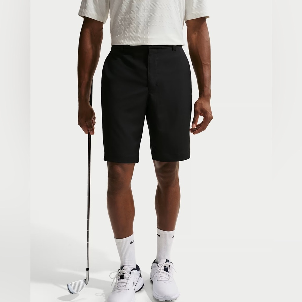 Nike Men's Black Flat Front Golf Shorts
